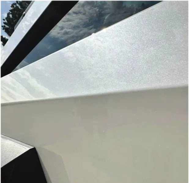 15_XP_PEARL_WHITE